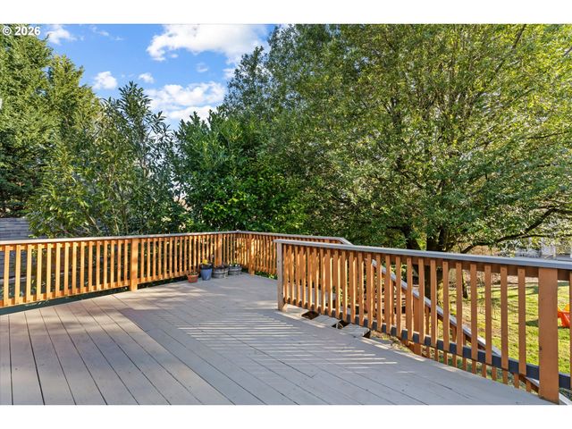 2668 Sw HUME Ct, Portland, OR 97219