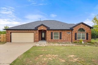 2935 Meandering Way, Granbury, TX 76049