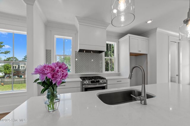 100 Wiley Street, Washington, NC 27889