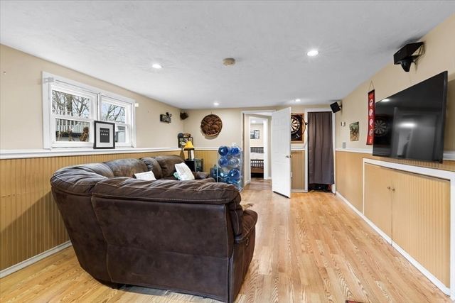 93 Patricia Lane, Weymouth, MA 02190