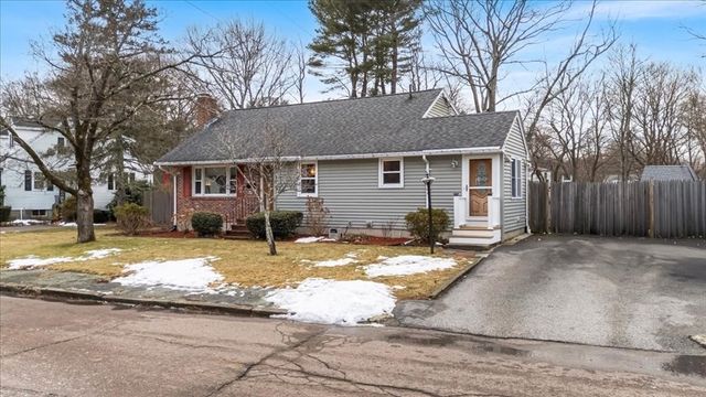 93 Patricia Lane, Weymouth, MA 02190
