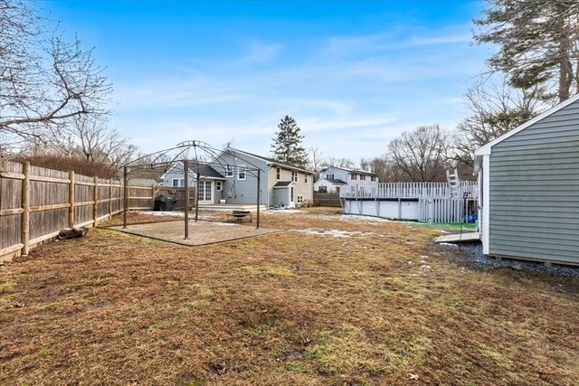 93 Patricia Lane, Weymouth, MA 02190