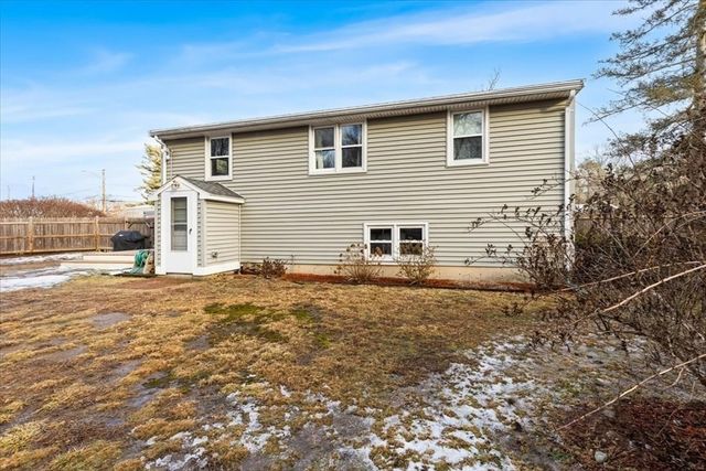 93 Patricia Lane, Weymouth, MA 02190