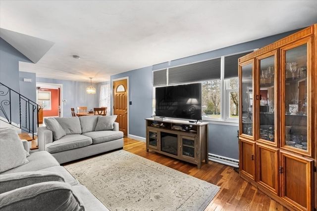 93 Patricia Lane, Weymouth, MA 02190