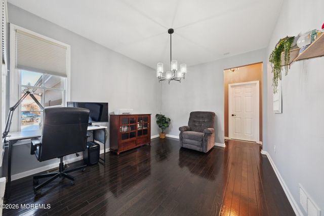 8 Patton Court, Manalapan, NJ 07726