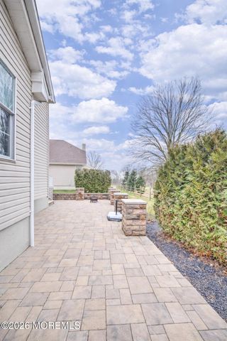 8 Patton Court, Manalapan, NJ 07726