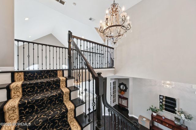 8 Patton Court, Manalapan, NJ 07726