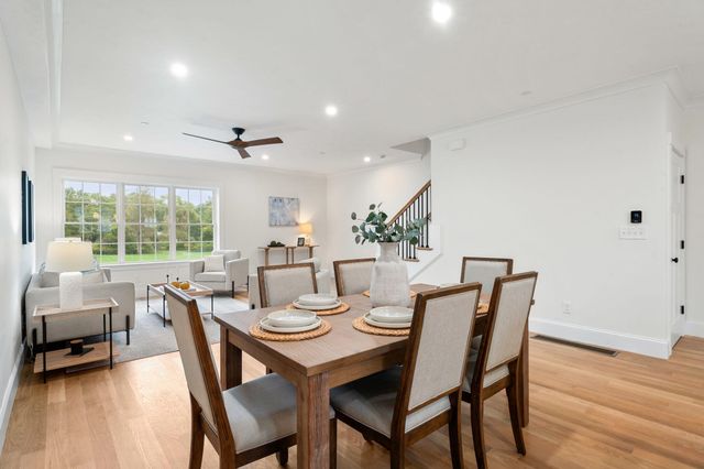 67 Groton Rd Unit C, Nashua, NH 03062