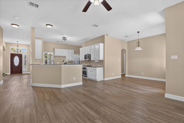 1106 Wedgewood Drive, Mansfield, TX 76063