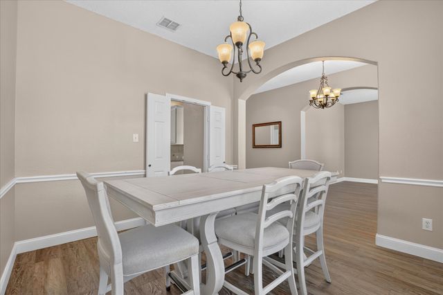 1106 Wedgewood Drive, Mansfield, TX 76063