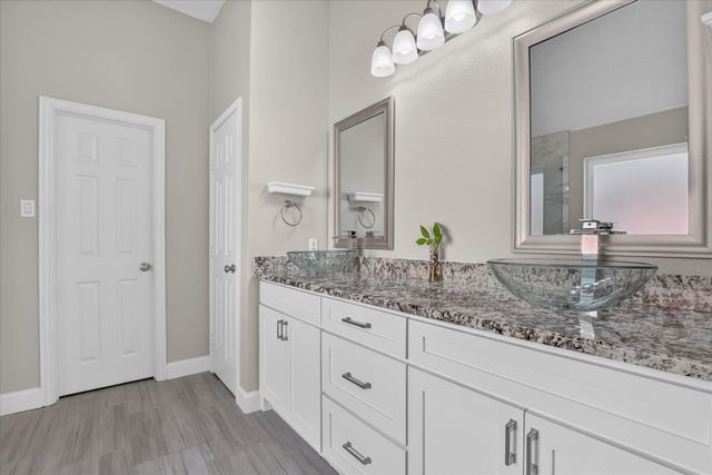 1106 Wedgewood Drive, Mansfield, TX 76063