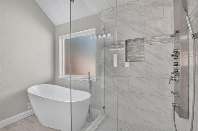 1106 Wedgewood Drive, Mansfield, TX 76063