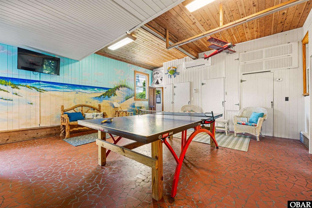 Image 26 of property listing at 2407 S Virginia Dare Trail, Nags Head, NC 27959