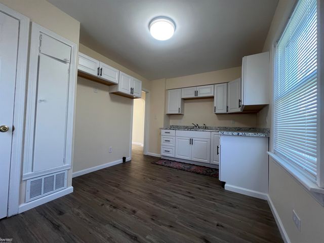 4533 Pengelly Rd Road, Flint, MI 48507