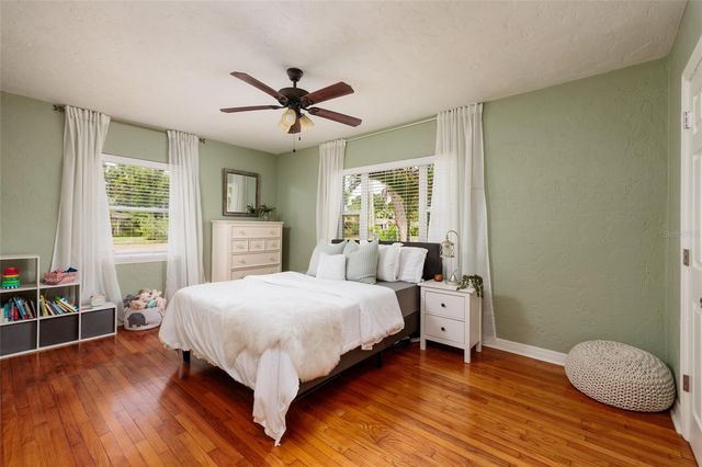 801 61ST STREET N, St Petersburg, FL 33710