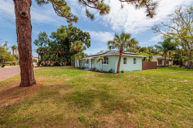 801 61ST STREET N, St Petersburg, FL 33710