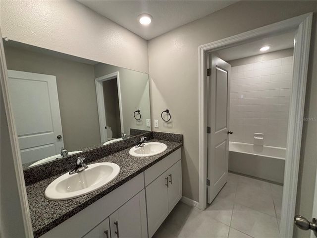 572 ARGYLL DRIVE, Spring Hill, FL 34609