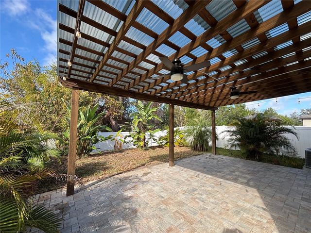 572 ARGYLL DRIVE, Spring Hill, FL 34609