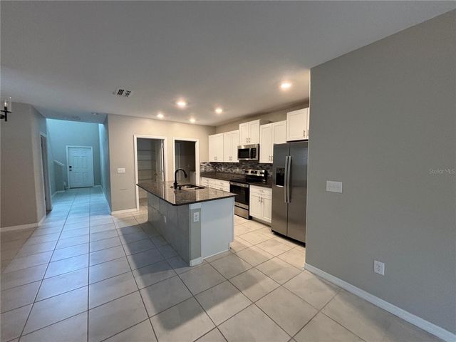 572 ARGYLL DRIVE, Spring Hill, FL 34609