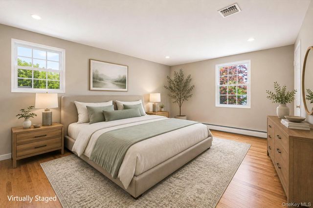 2 Barry Lane, Mount Sinai, NY 11766