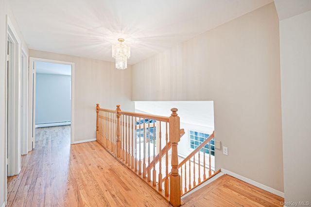 2 Barry Lane, Mount Sinai, NY 11766