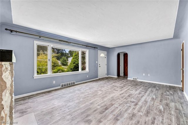 375 Olive Street, Elyria, OH 44035