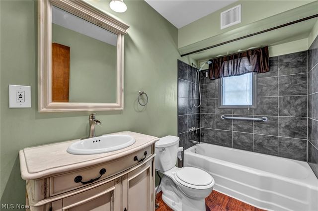 375 Olive Street, Elyria, OH 44035