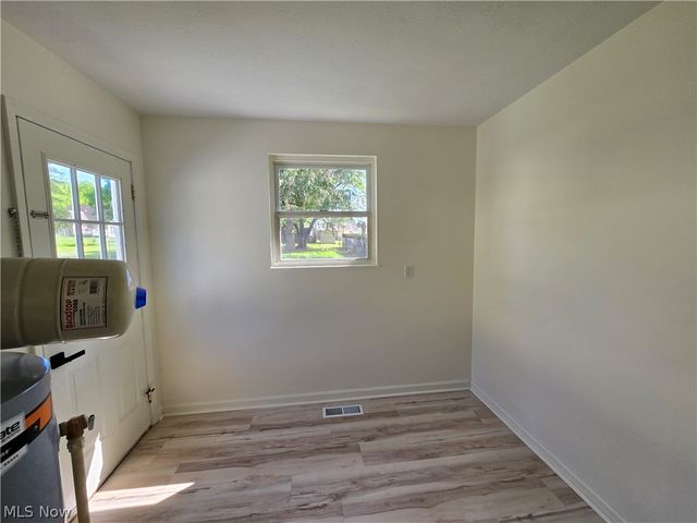 1312 15Th Street, Vienna, WV 26105