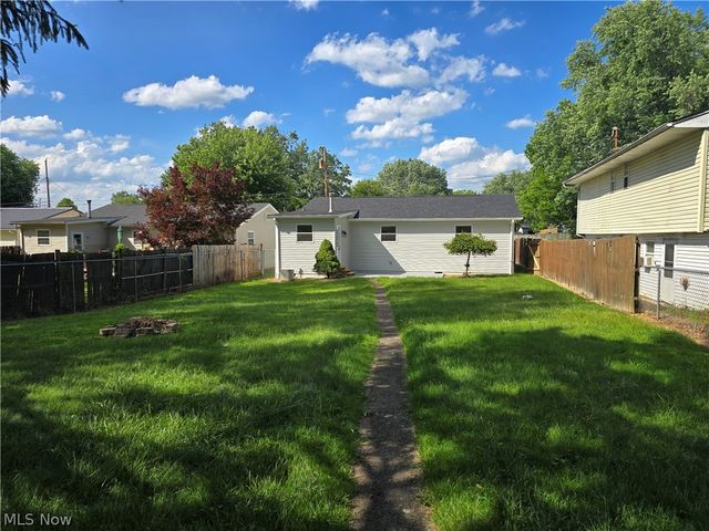 1312 15Th Street, Vienna, WV 26105