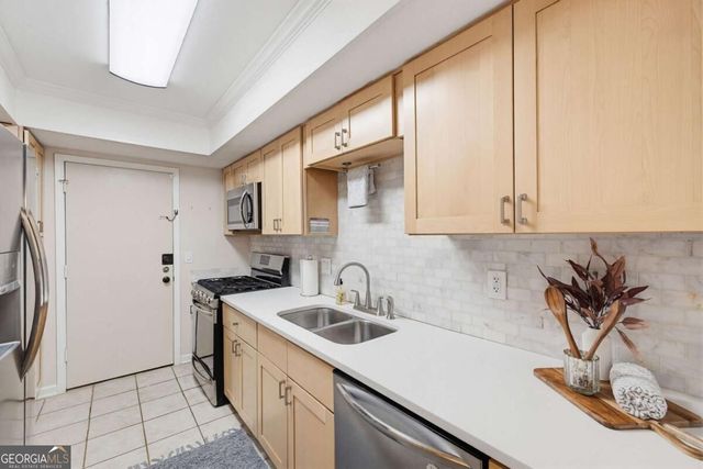 6851 Roswell Road NE C1, Atlanta, GA 30328