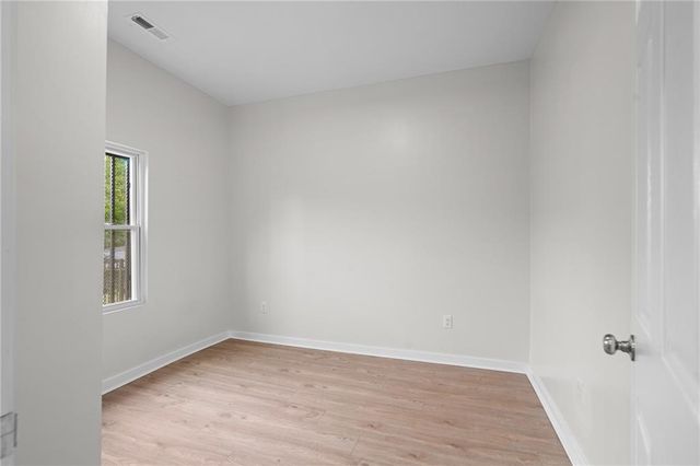 3758 Woodland Avenue, Kansas City, MO 64109