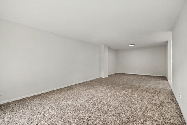6935 N Milwaukee Avenue 204, Niles, IL 60714