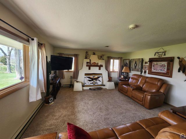 20 Lakeshore DR, Emporia, KS 66801