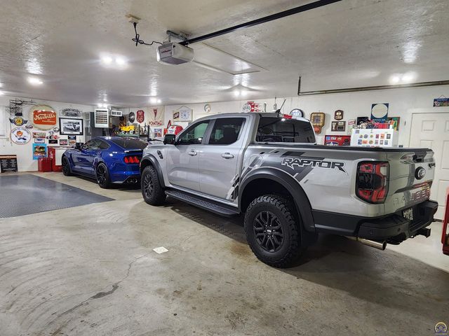 20 Lakeshore DR, Emporia, KS 66801