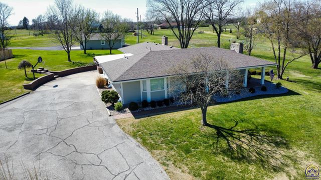20 Lakeshore DR, Emporia, KS 66801