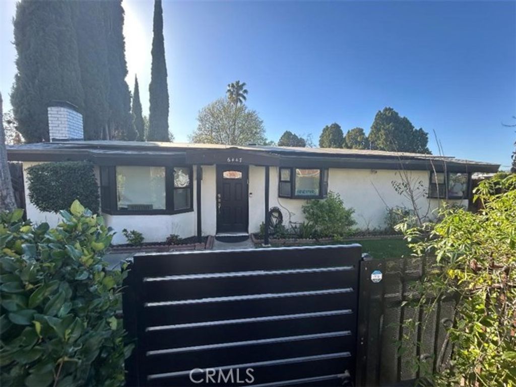 6447 Wilbur, Reseda (los Angeles), CA 91335