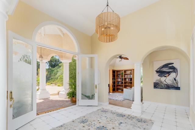 161 Lemon Grove Drive, Fallbrook, CA 92028