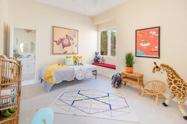 161 Lemon Grove Drive, Fallbrook, CA 92028