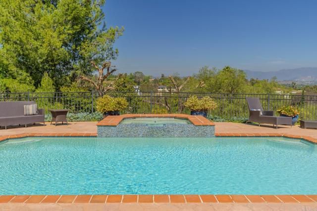 161 Lemon Grove Drive, Fallbrook, CA 92028