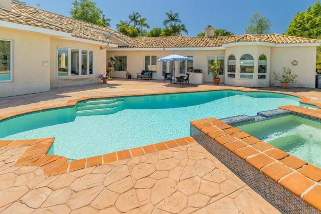 161 Lemon Grove Drive, Fallbrook, CA 92028