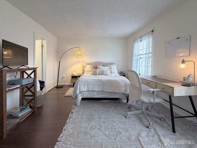 149 Abbot Court, Piscataway, NJ 08854