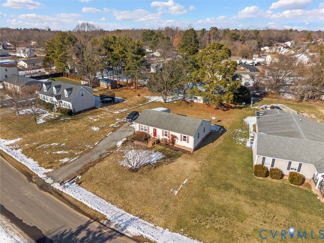 6452 Chenault Way, Mechanicsville, VA 23111