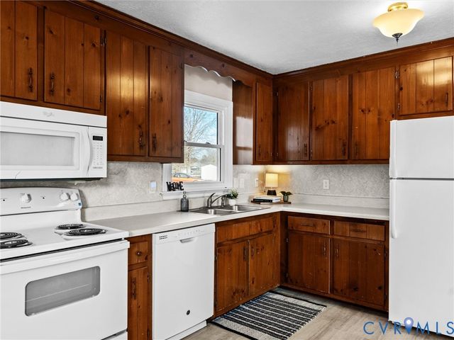 6452 Chenault Way, Mechanicsville, VA 23111