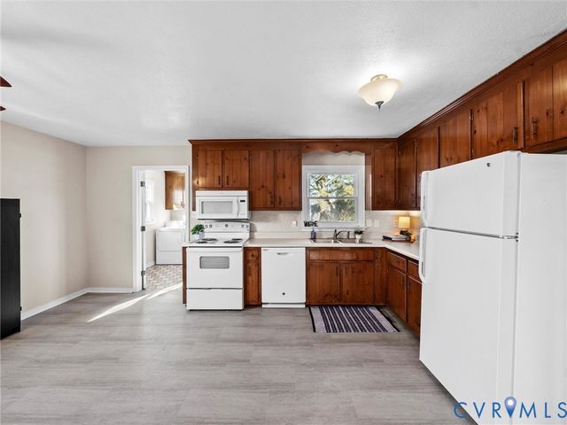 6452 Chenault Way, Mechanicsville, VA 23111