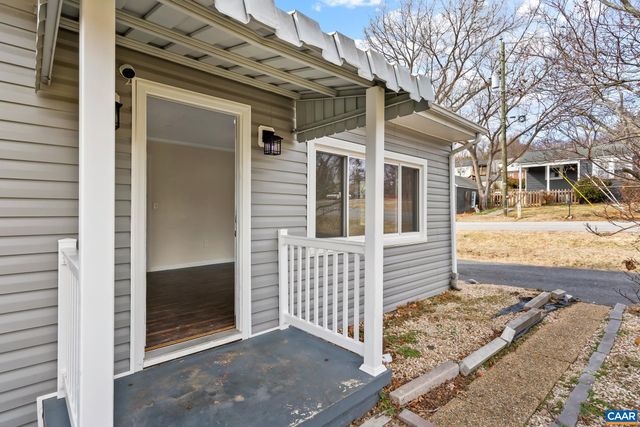 112 LEE ST, Staunton, VA 24401