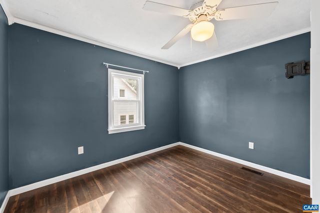 112 LEE ST, Staunton, VA 24401