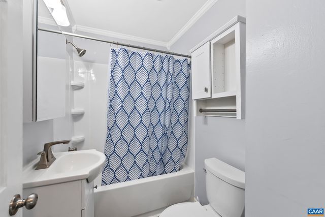 112 LEE ST, Staunton, VA 24401