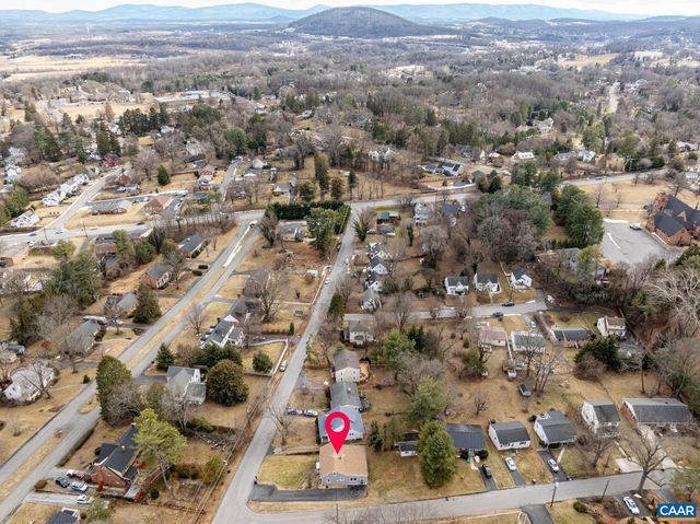 112 LEE ST, Staunton, VA 24401