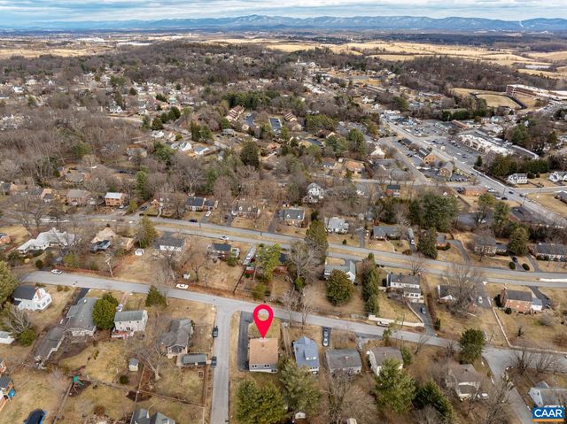 112 LEE ST, Staunton, VA 24401