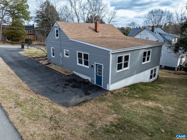 112 LEE ST, Staunton, VA 24401